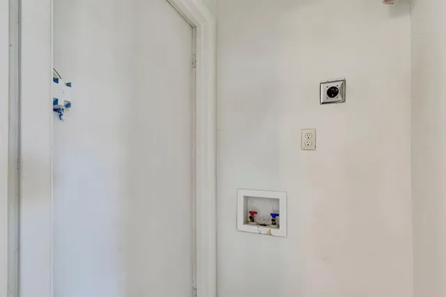 $259,999 | 1530 Caravan Trail, Dallas, TX 75241