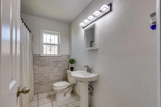 $259,999 | 1530 Caravan Trail, Dallas, TX 75241