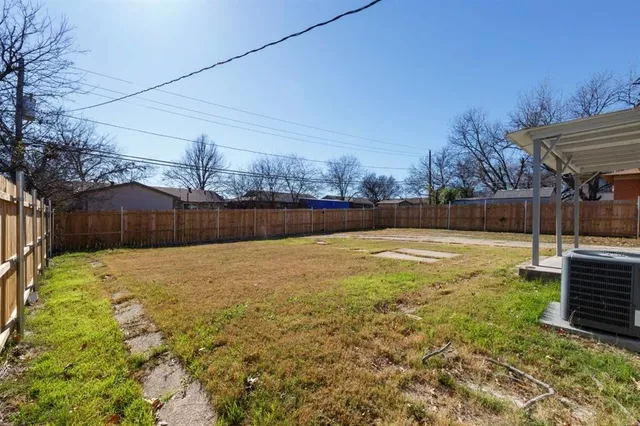 $259,999 | 1530 Caravan Trail, Dallas, TX 75241