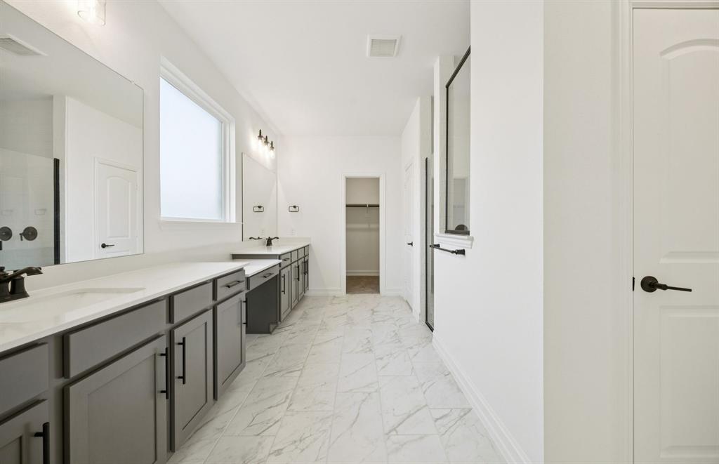 11169 Roxburgh Road Fort Worth, TX 76052 - Photo 16 of 22 *Floorplan representation, not actual home - Owner's private bath with double vanity