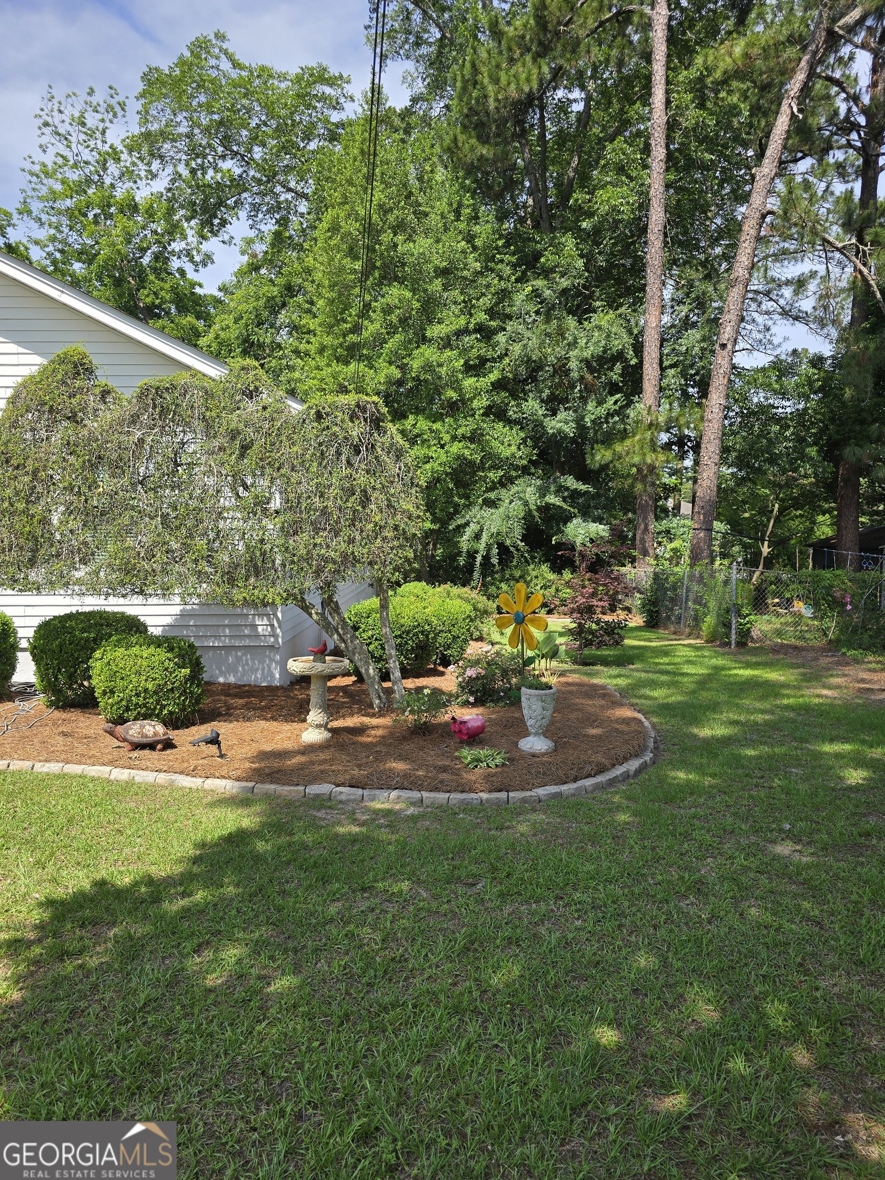 647 Grand Street Ashburn, GA 31714 - Photo 6 of 45