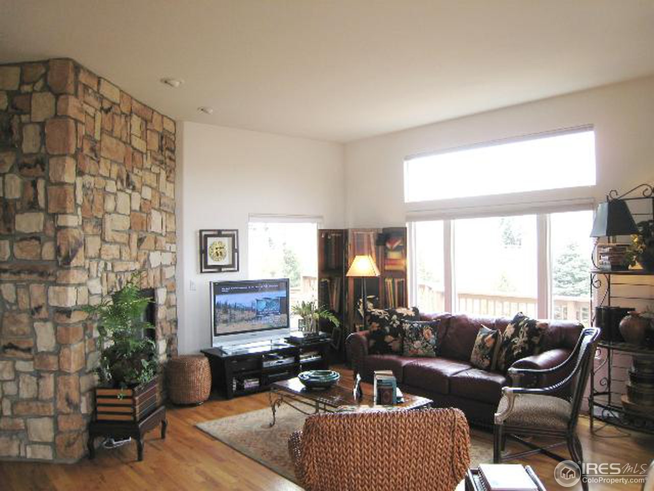 8781 Comanche Road Niwot, CO 80503 - Photo 6 of 18 Gallery Image 6