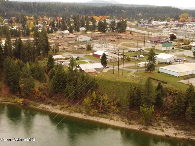 $999,000 | 215 North Montana Street, Oldtown, ID 83822