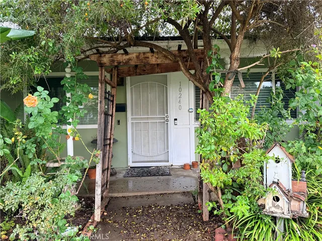 $2,900 | 10240 Ascot Circle, Huntington Beach, CA 92646