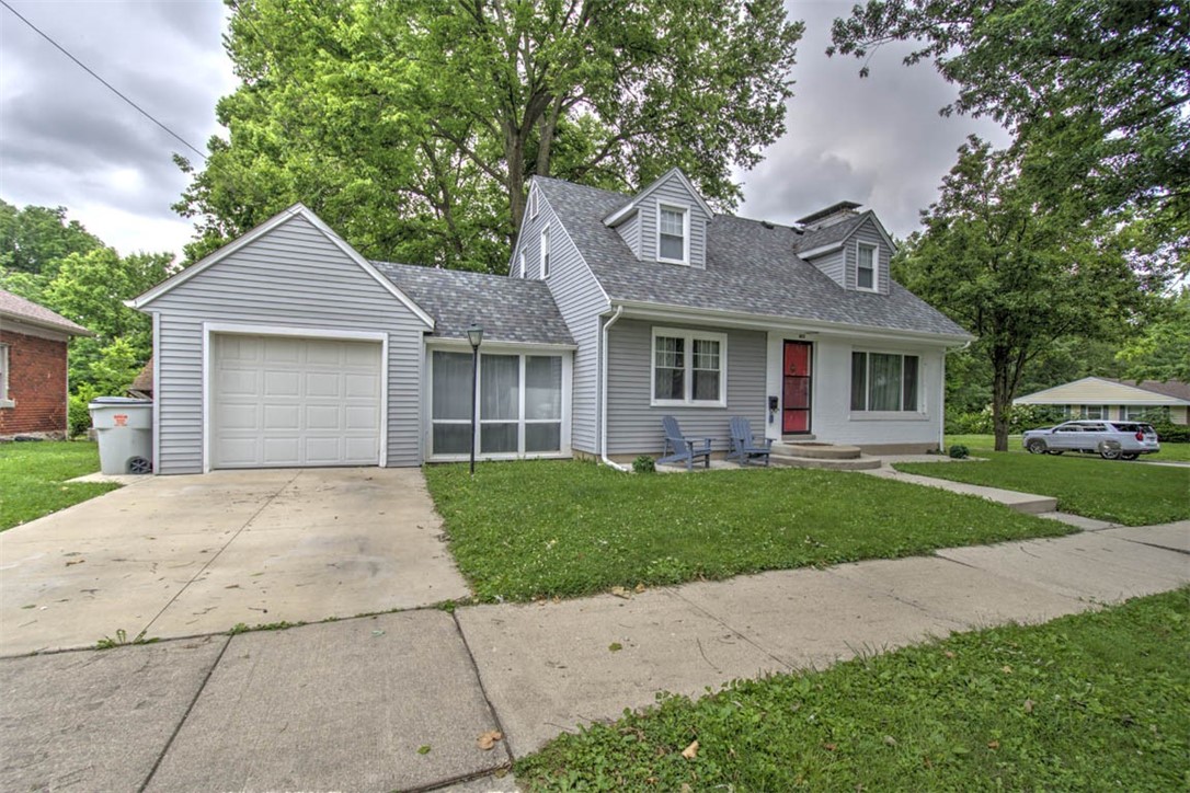 405 South Dennis Avenue Decatur, IL 62522 - Photo 6 of 27