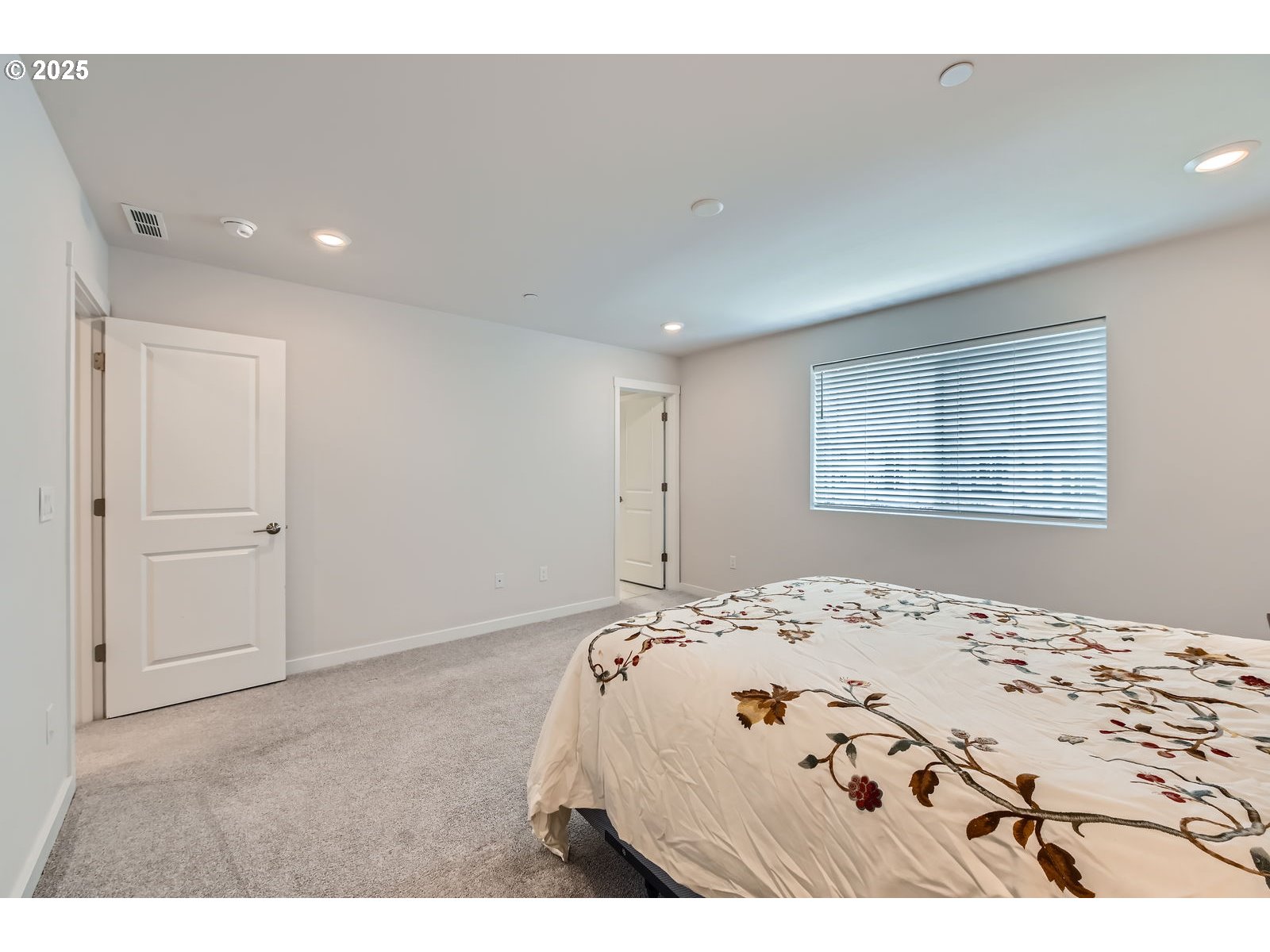 12935 Southwest Tabor Terrace Beaverton, OR 97007 - Photo 15 of 24 Attached Bathroom #2