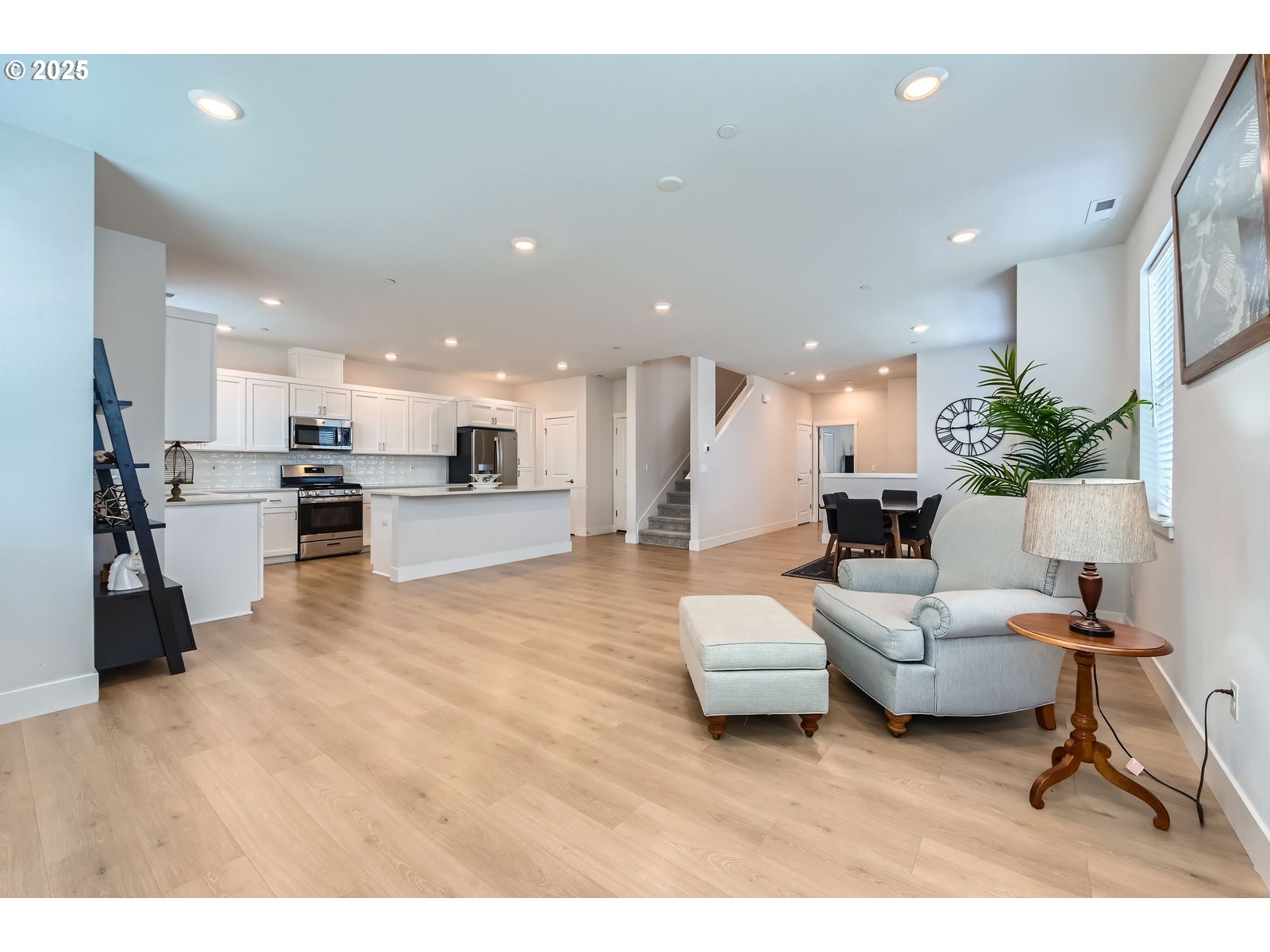 12935 Southwest Tabor Terrace Beaverton, OR 97007 - Photo 6 of 24