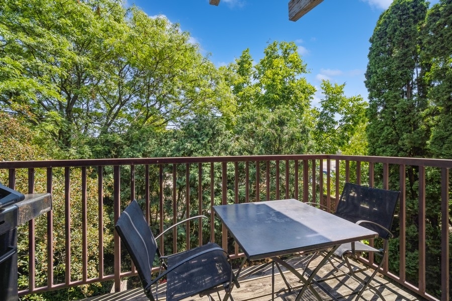 361 Kelburn Road, Unit 212 Deerfield, IL 60015 - Photo 11 of 11 Gallery Image 11