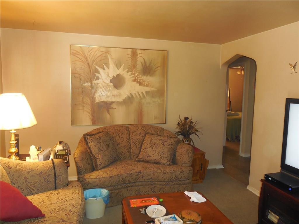 710 McCoy Road McKees Rocks, PA 15136 - Photo 3 of 15 living room