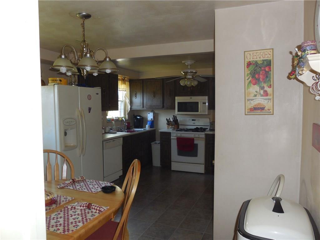 710 McCoy Road McKees Rocks, PA 15136 - Photo 4 of 15 Kitchen