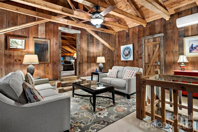 $699,999 | 1495 El Miner Drive, Mars Hill, NC 28754