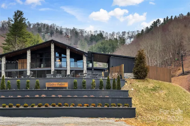 $699,999 | 1495 El Miner Drive, Mars Hill, NC 28754