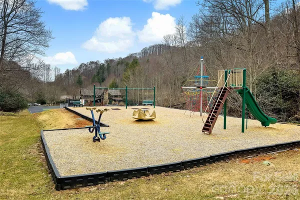 $699,999 | 1495 El Miner Drive, Mars Hill, NC 28754