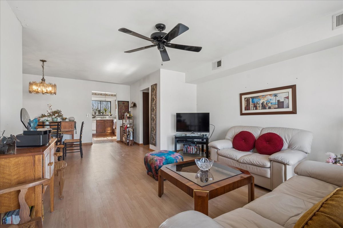 3266 Sanders Road, Unit 6F Northbrook, IL 60062 - Photo 4 of 20
