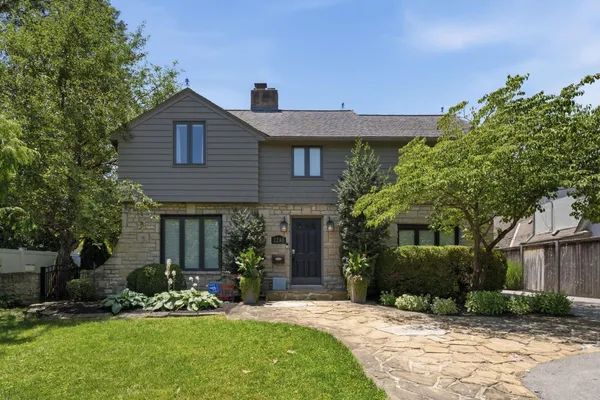 $799,900 | 2281 Northwest Boulevard, Columbus, OH 43221