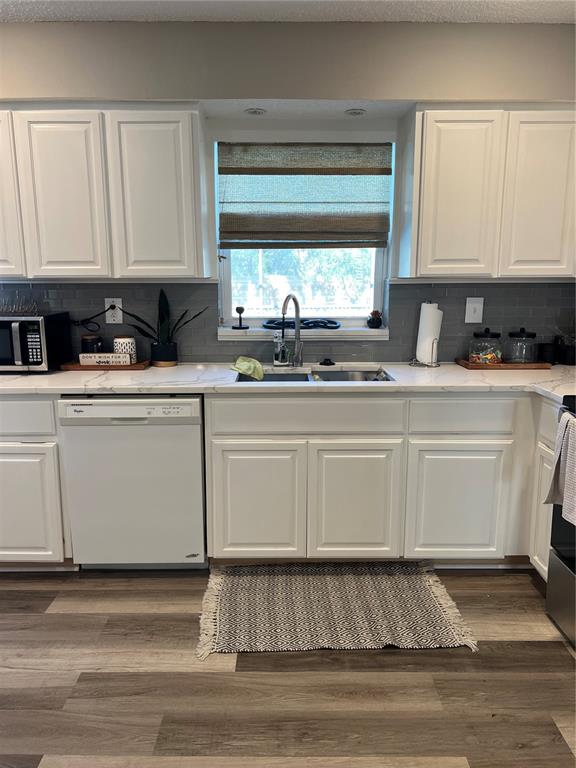2441 Dustin Circle Spring Hill, FL 34608 - Photo 13 of 46