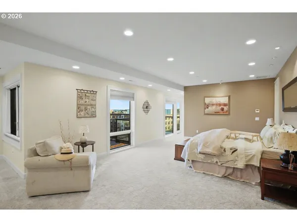 $1,744,000 | 156 Front Street Northeast, Unit 800820, Salem, OR 97301