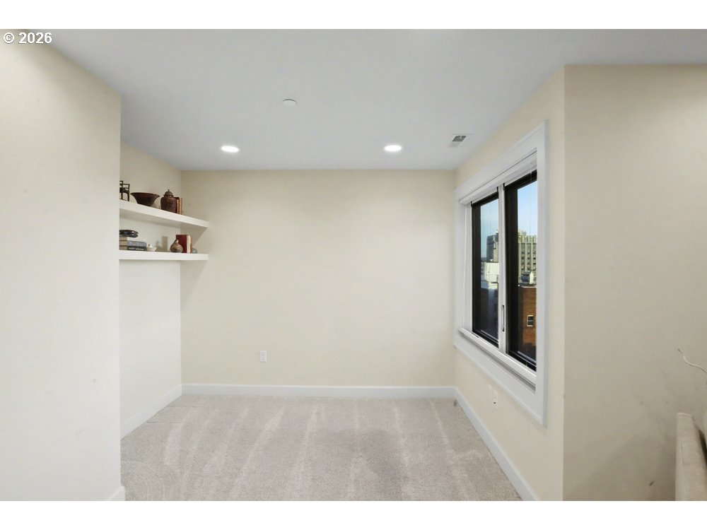 156 Front Street Northeast, Unit 800820 Salem, OR 97301 - Photo 26 of 48