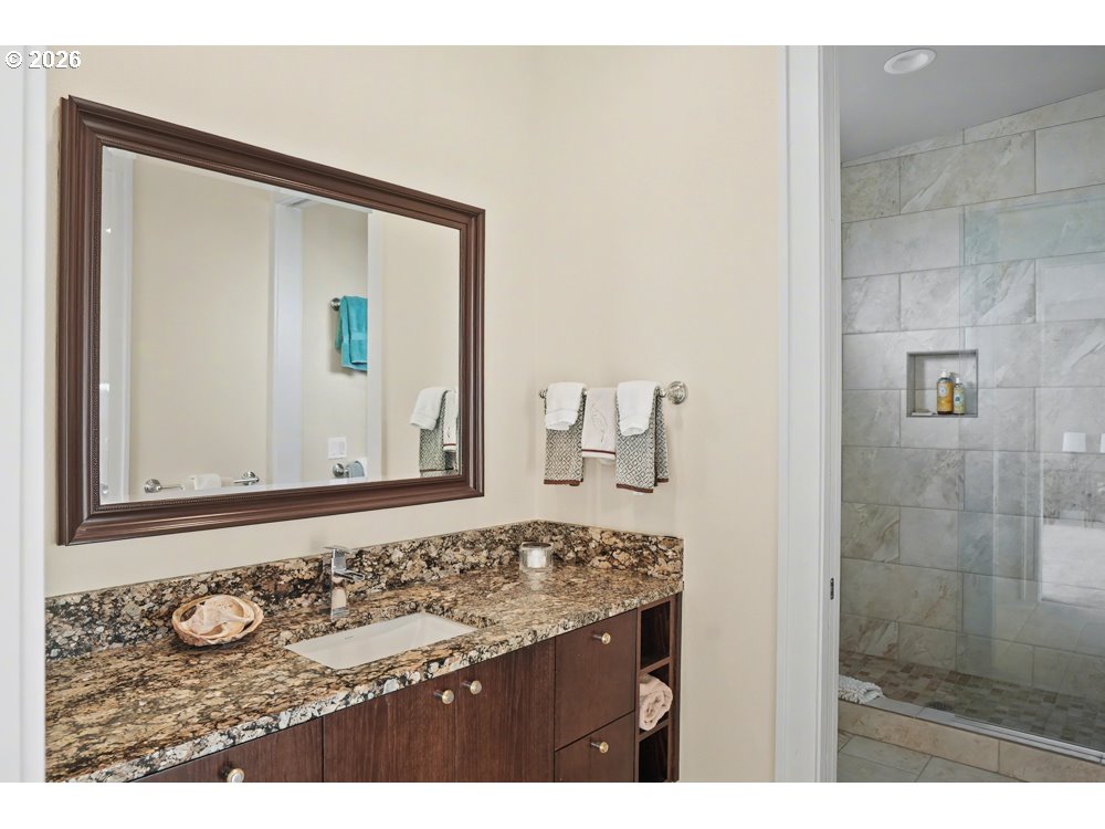 156 Front Street Northeast, Unit 800820 Salem, OR 97301 - Photo 48 of 48