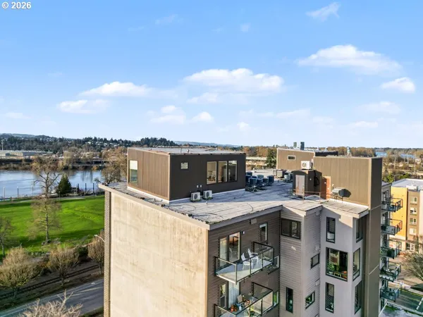 $1,744,000 | 156 Front Street Northeast, Unit 800820, Salem, OR 97301