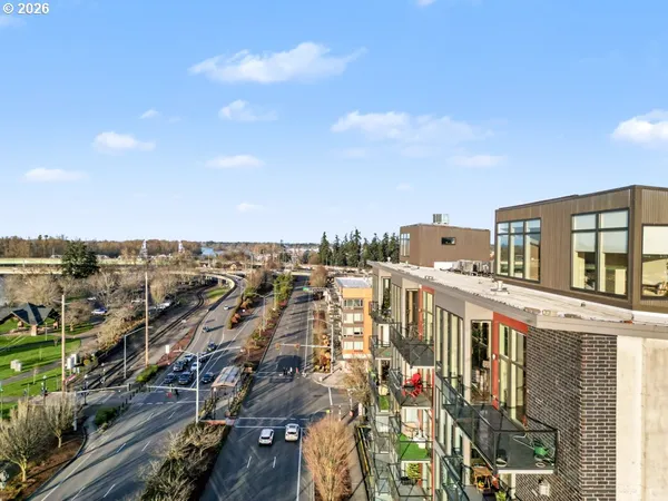 $1,744,000 | 156 Front Street Northeast, Unit 800820, Salem, OR 97301