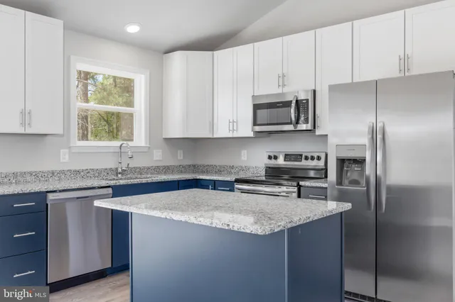 $299,900 | 2 Woodbine Drive, Unit L 16, Colonial Beach, VA 22443