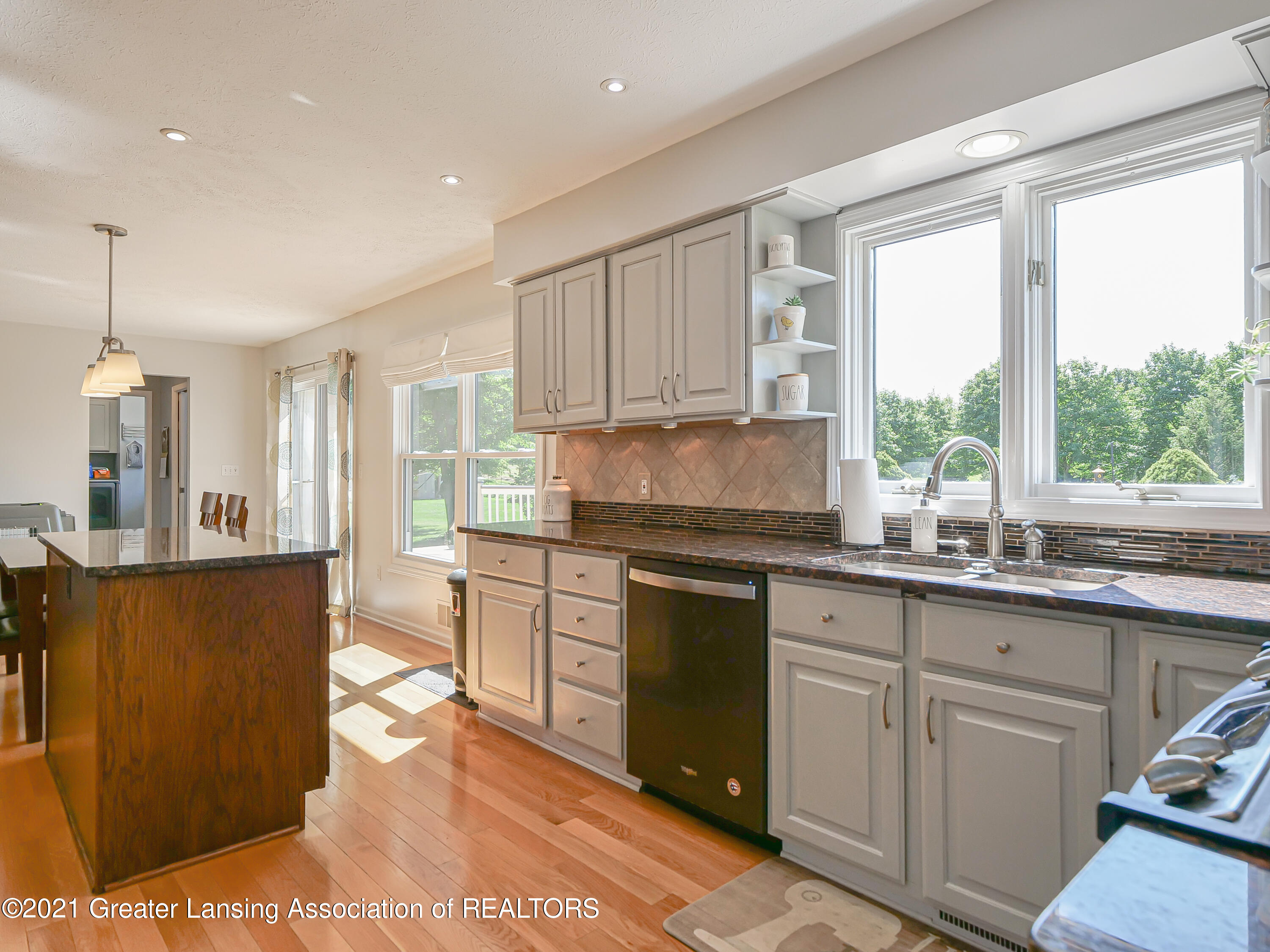 5991 West Clark Road Lansing, MI 48906 - Photo 13 of 71 5991_W_Clark_Rd-18