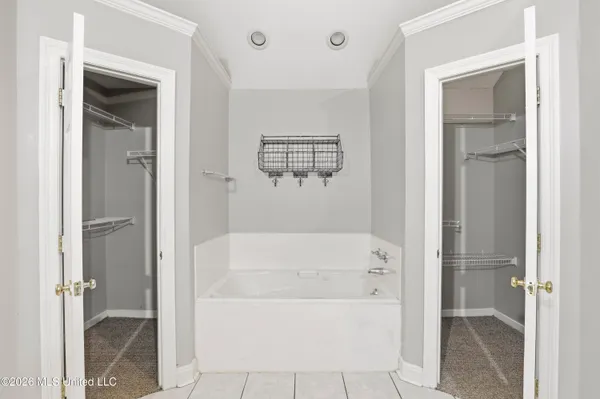 $2,050 | 4012 Brookwood Drive, Flowood, MS 39232