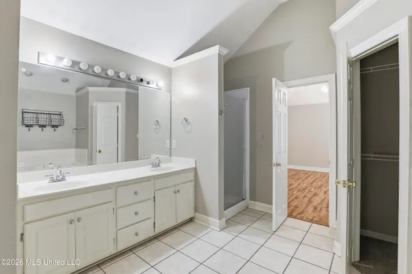 $2,050 | 4012 Brookwood Drive, Flowood, MS 39232