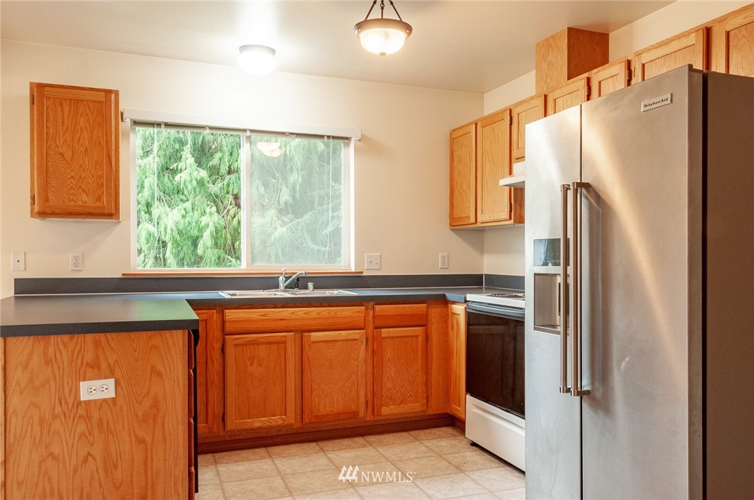 3653 Britzman Loop Clinton, WA 98236 - Photo 10 of 21 Gallery Image 10