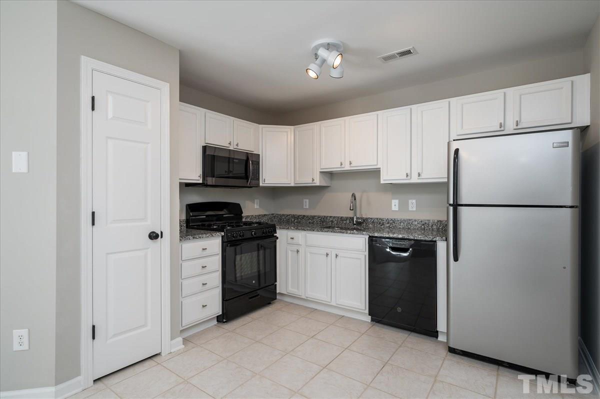 8610 Neuse Landing Lane, Unit 107 Raleigh, NC 27616 - Photo 3 of 22