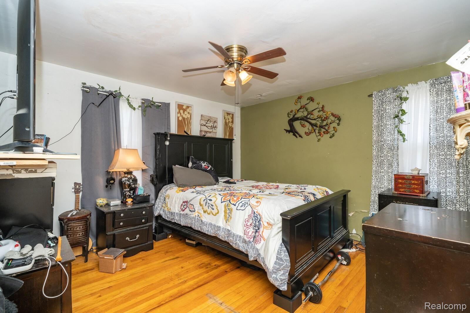 15710 Meyers Road Detroit, MI 48227 - Photo 11 of 16 12_DSC09342_mls.jpg
