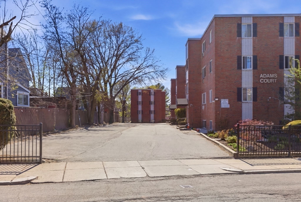 545 Adams Street, Unit 12 Boston, MA 02122 - Photo 18 of 23