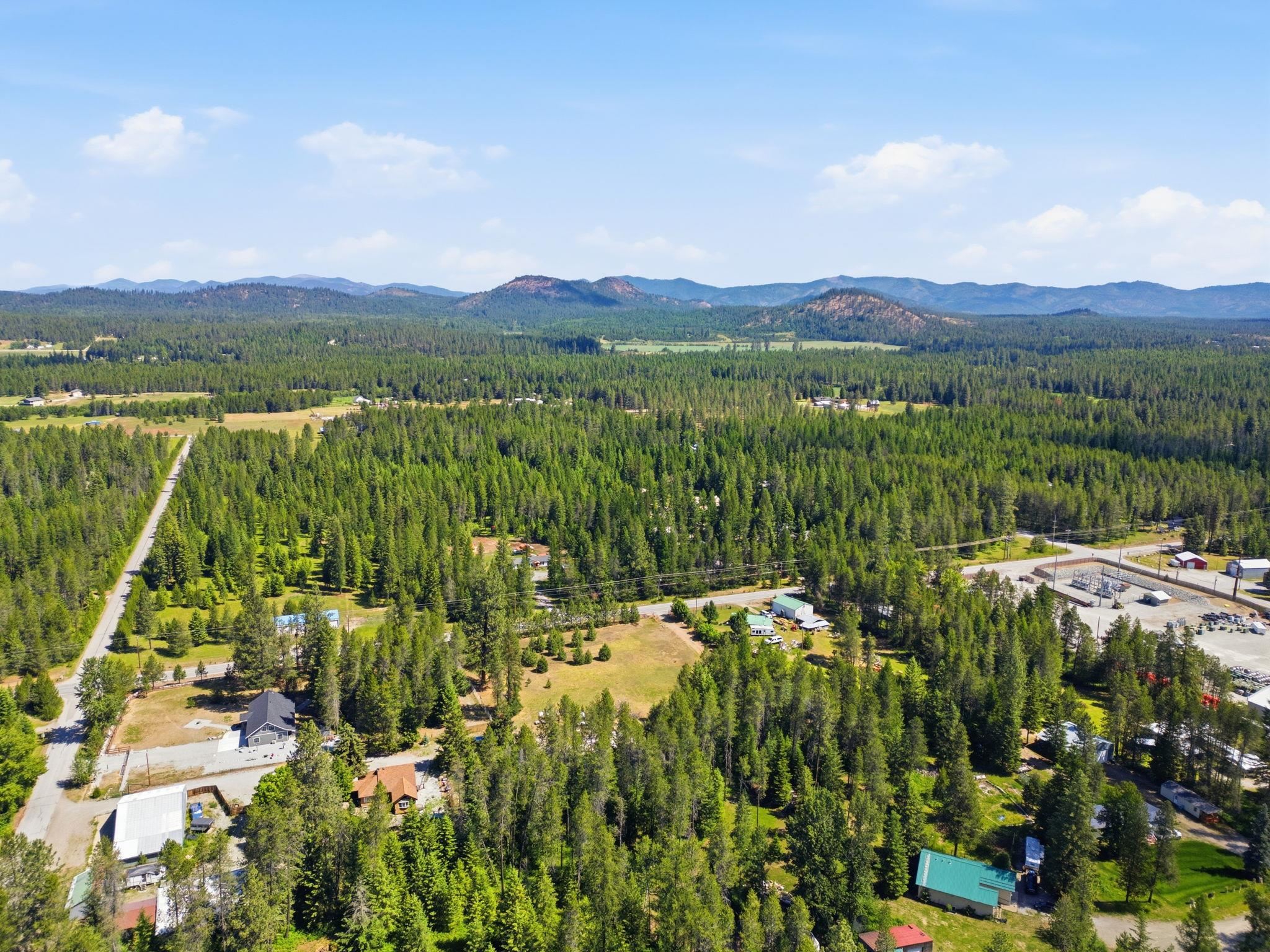 2569 South Shore Diamond Lake Road Newport, WA 99156 - Photo 13 of 29