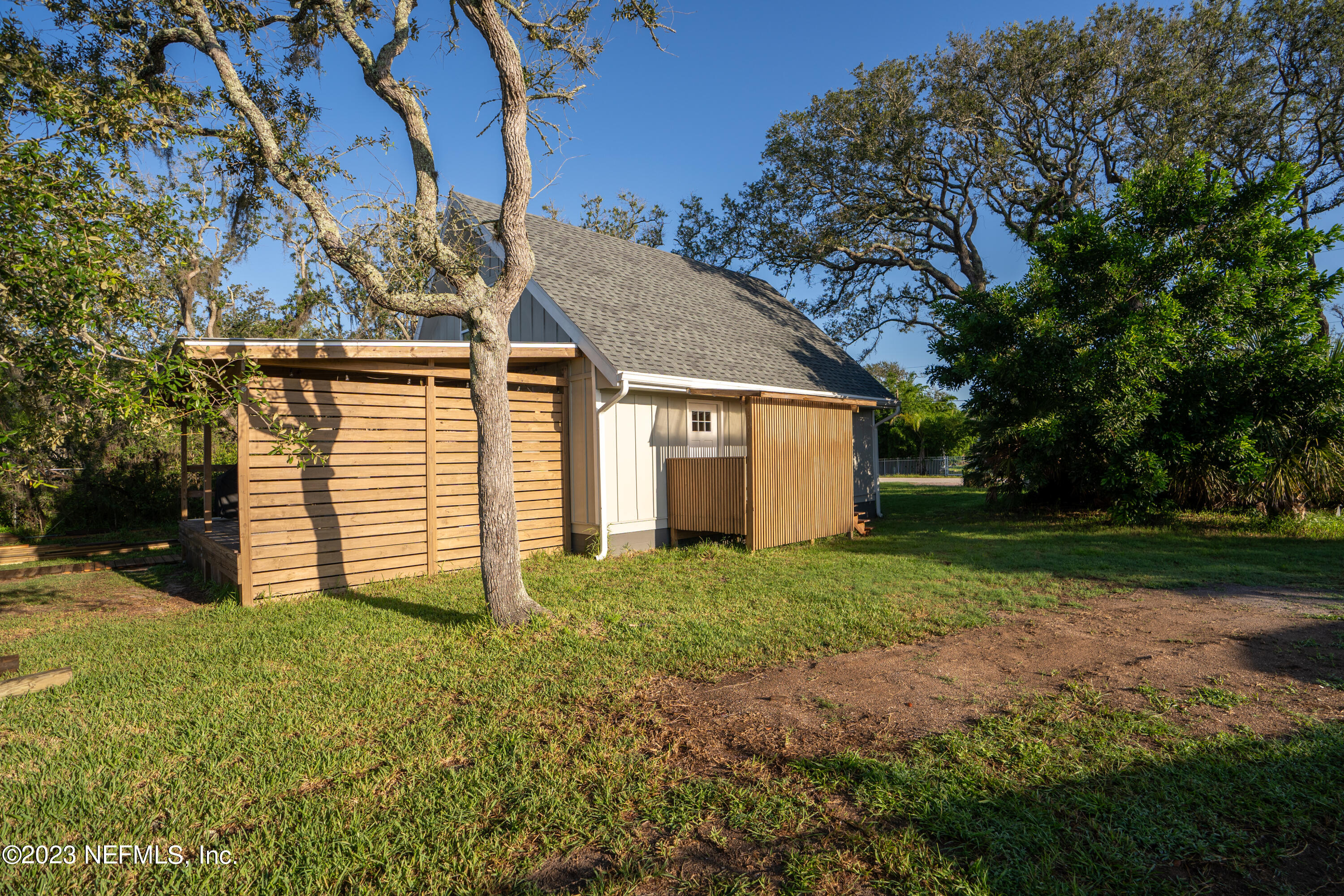281 Ole Road St. Augustine, FL 32080 - Photo 19 of 61 Side of the house
