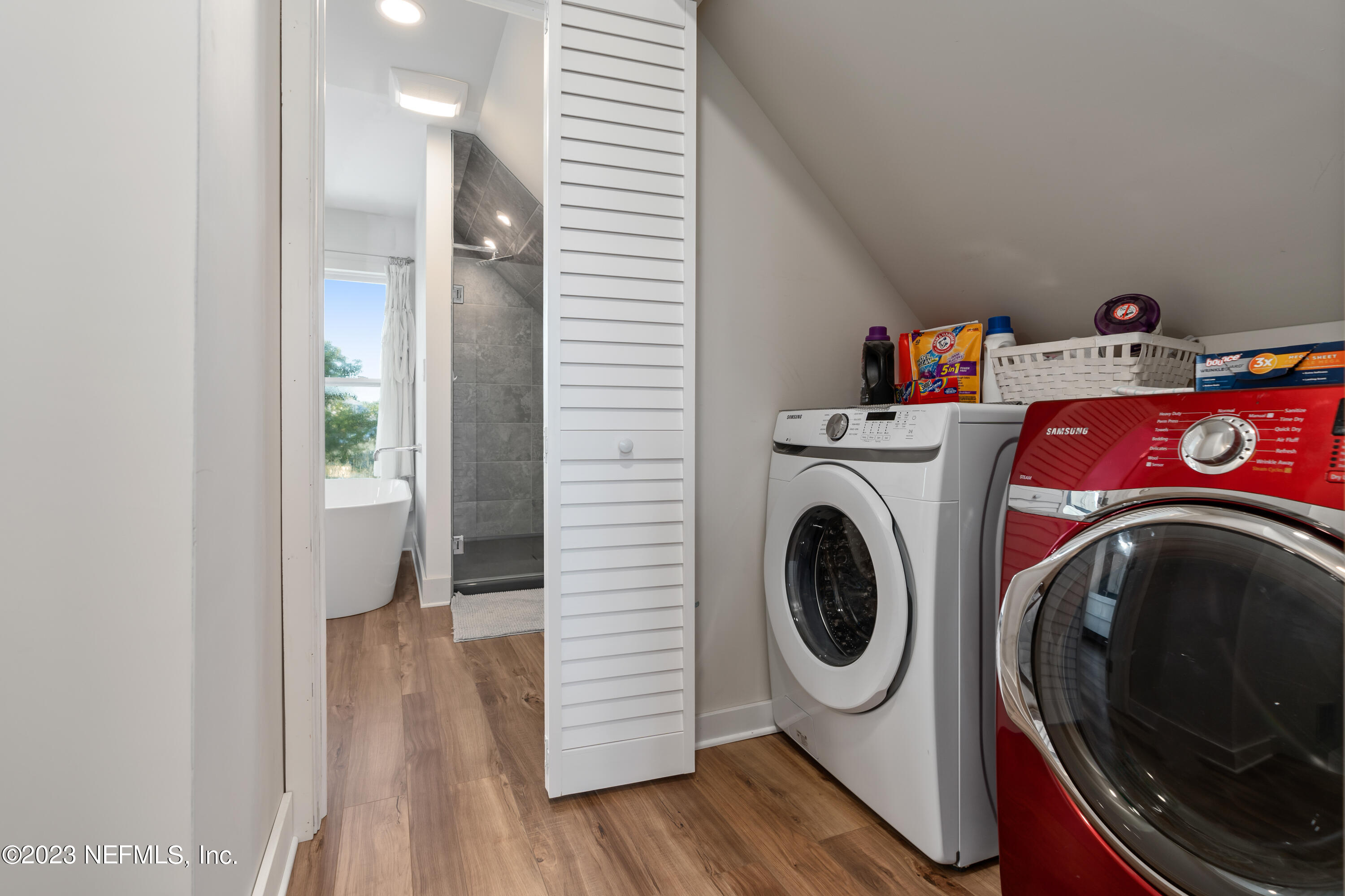 281 Ole Road St. Augustine, FL 32080 - Photo 48 of 61 a utility room with dryer and washer