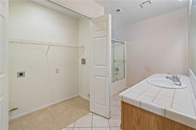 $299,000 | 11530 Pepper Lane, Apple Valley, CA 92308