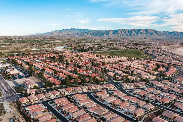 $299,000 | 11530 Pepper Lane, Apple Valley, CA 92308