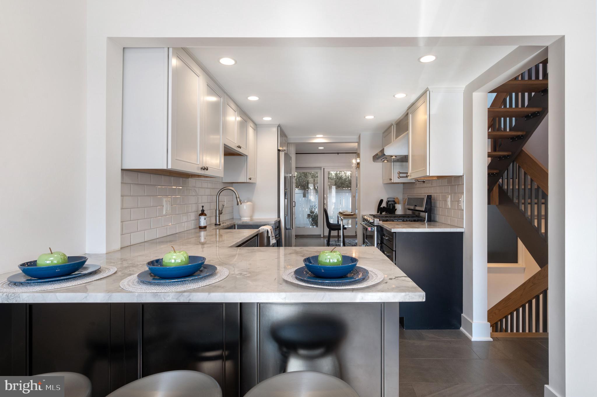 1664 Waters Edge Lane Reston, VA 20190 - Photo 9 of 51