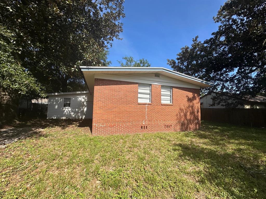 1430 Ron Road Jacksonville, FL 32210 - Photo 8 of 34 Gallery Image 8