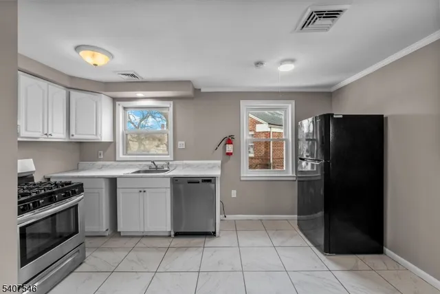 $2,350 | 763 Audrey Drive, Rahway, NJ 07065