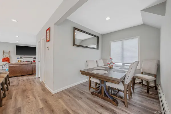 $825,000 | 794 Pecan Street, Lindenhurst, NY 11757