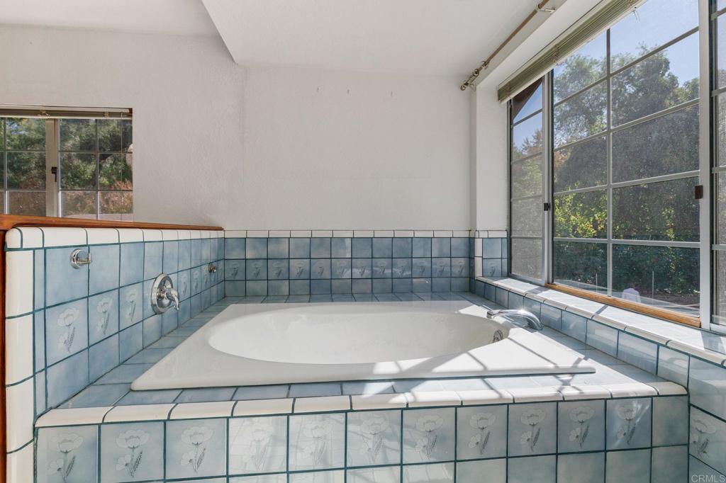 2573 Los Alisos South Fallbrook, CA 92028 - Photo 23 of 70