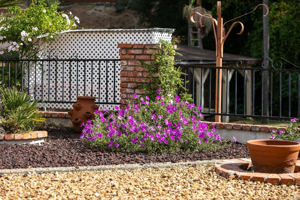 2573 Los Alisos South Fallbrook, CA 92028 - Photo 58 of 70