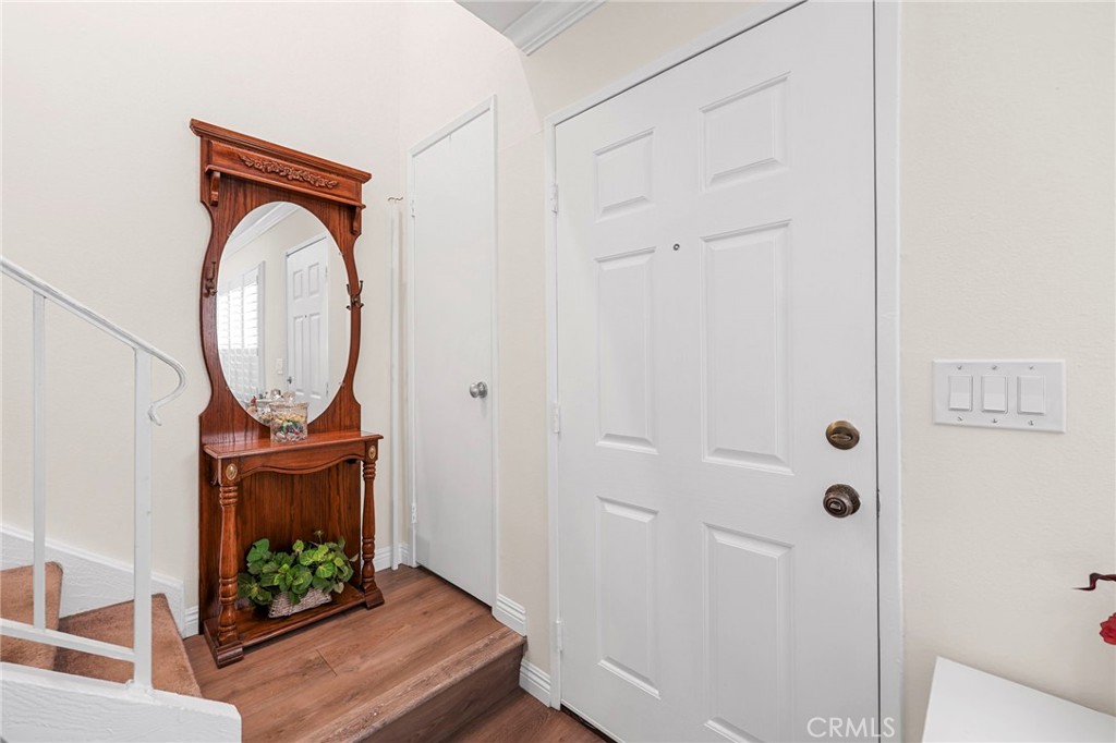 360 Meadow Court Brea, CA 92821 - Photo 8 of 41