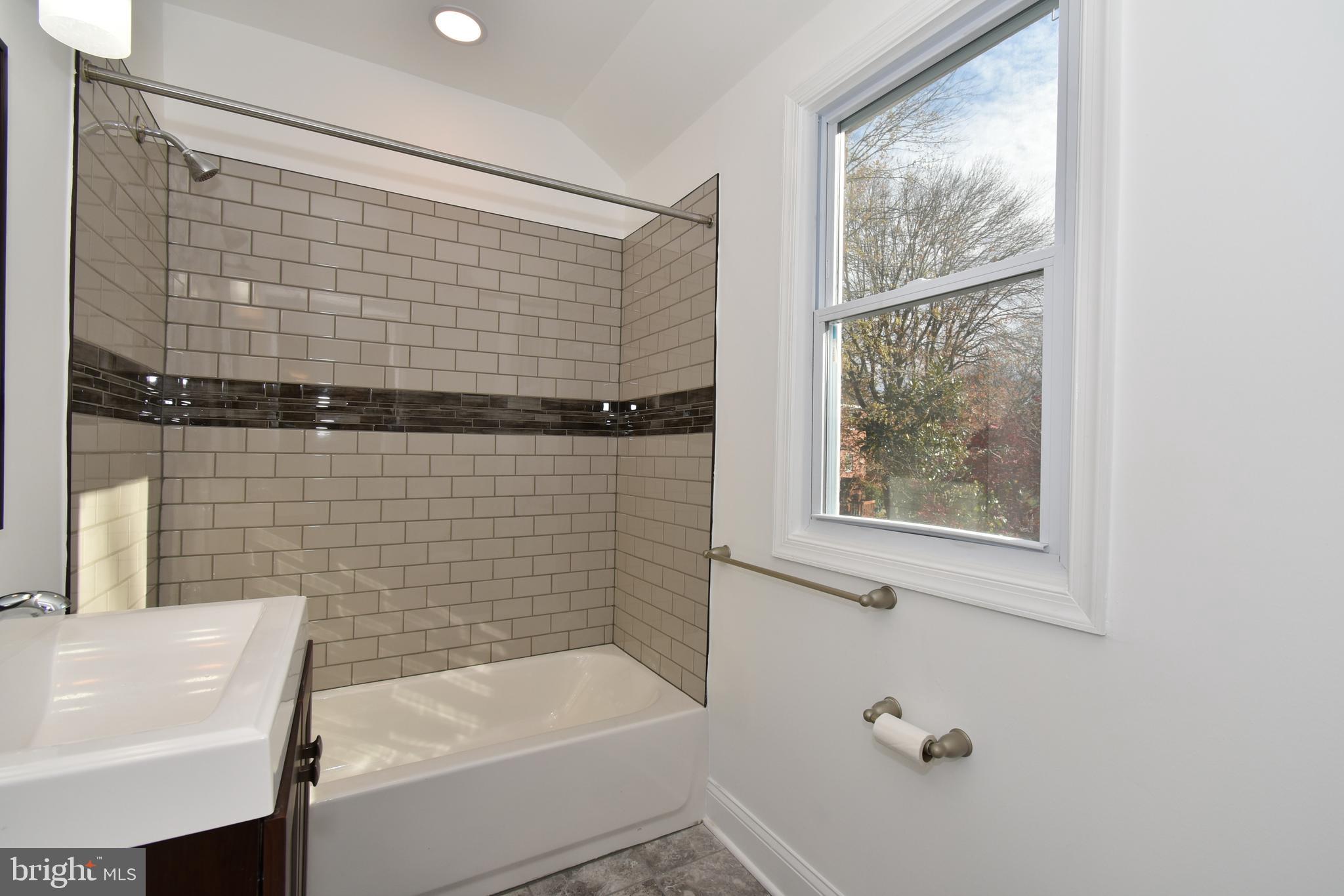 2302 Dexter Avenue Silver Spring, MD 20902 - Photo 16 of 26