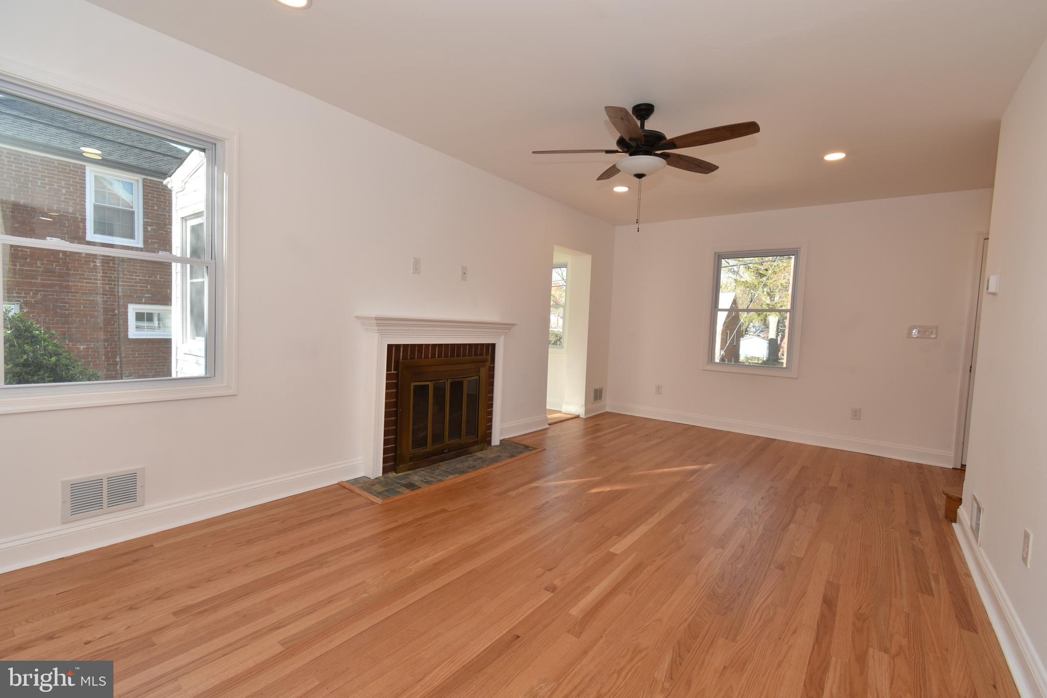 2302 Dexter Avenue Silver Spring, MD 20902 - Photo 7 of 26