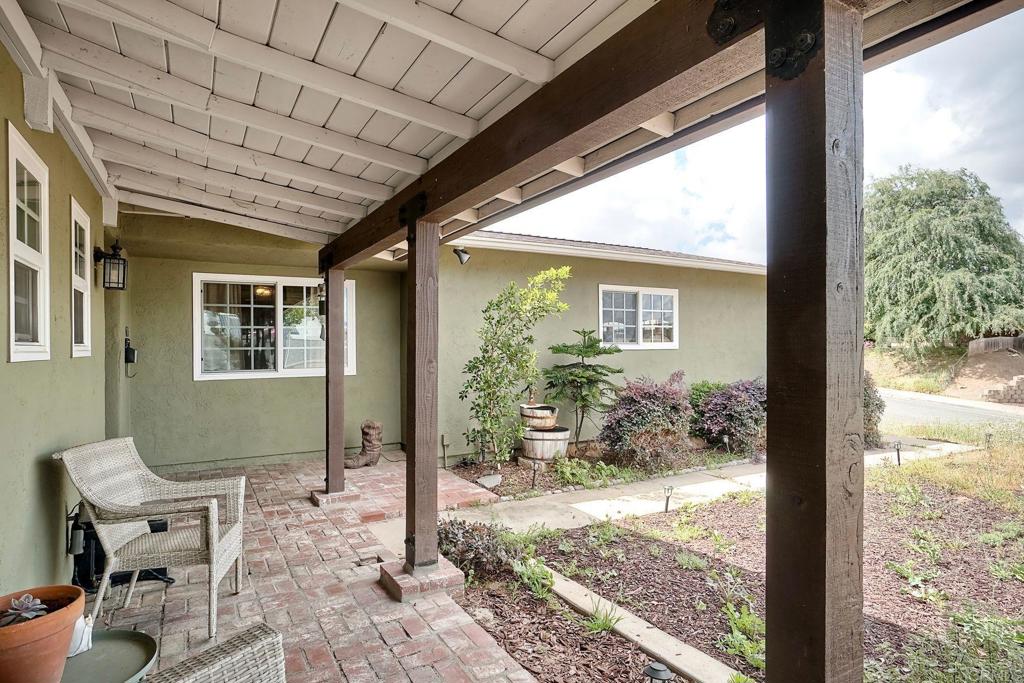 13833 Los Coches Road East El Cajon, CA 92021 - Photo 35 of 38