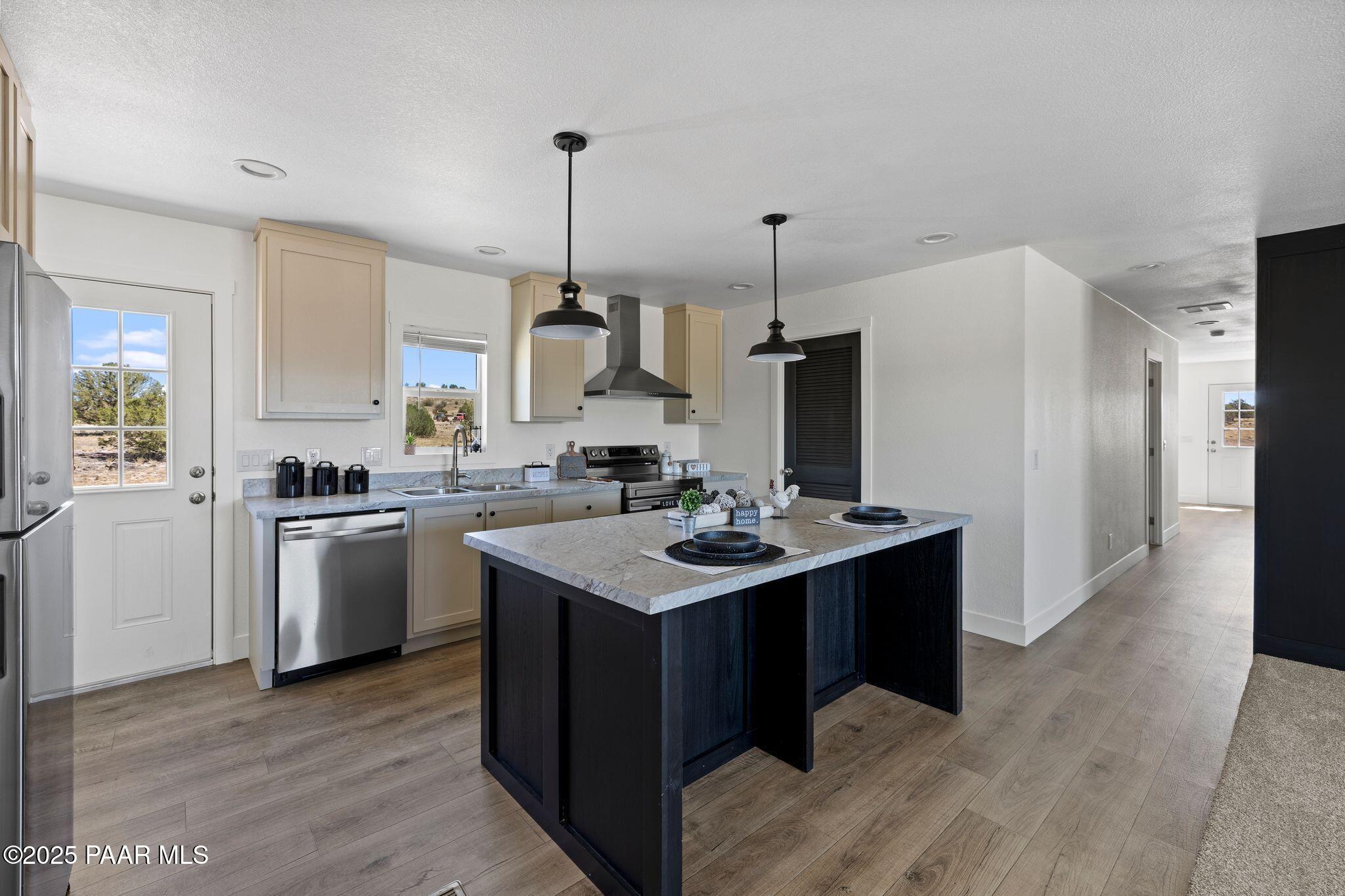 1440 East E Spring Paulden, AZ 86334 - Photo 17 of 53 Kitchen