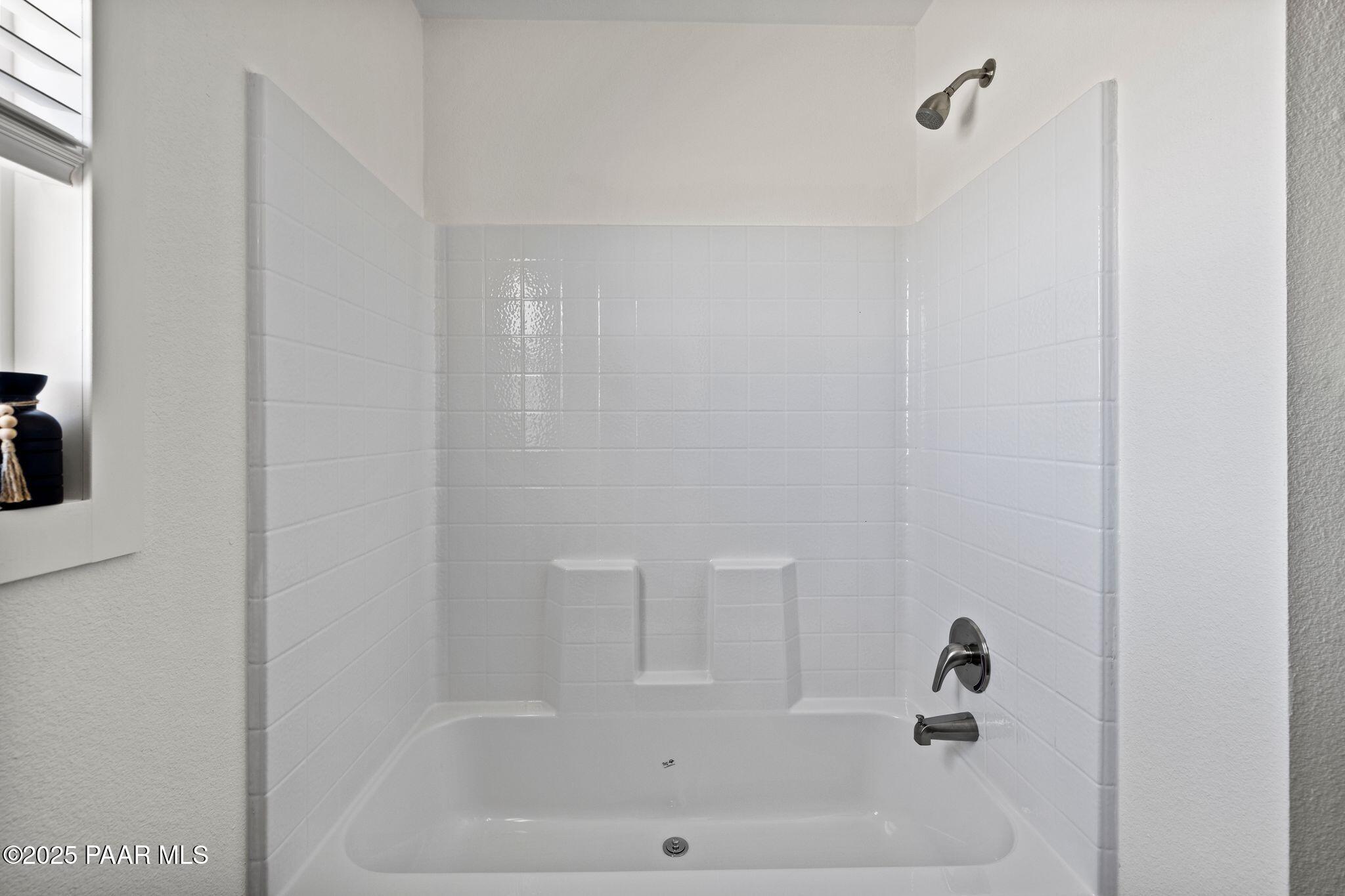 1440 East E Spring Paulden, AZ 86334 - Photo 33 of 53 Full Bath